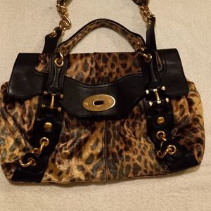 NWOT Maximum Purse Leopard pattern